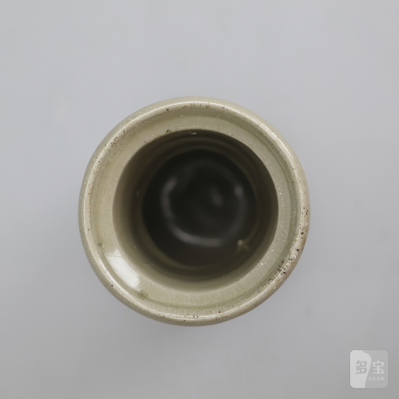 明代 龙泉窑米黄釉箸瓶 - 图8